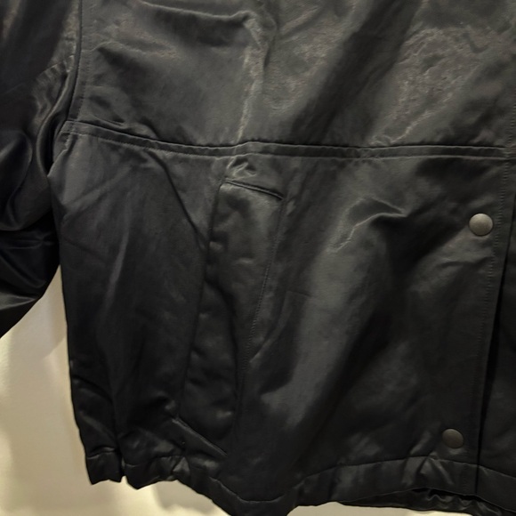 Lululemon Cropped Coaches Jacket - Picture 6 of 11